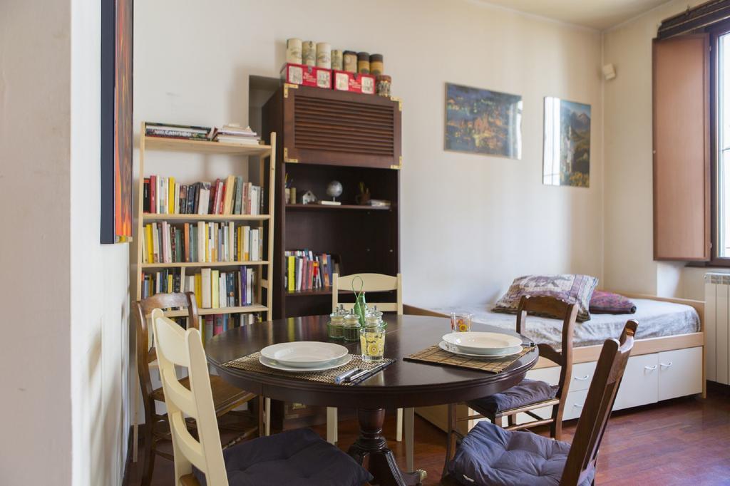 Garibaldi Apartment Milánó Szoba fotó