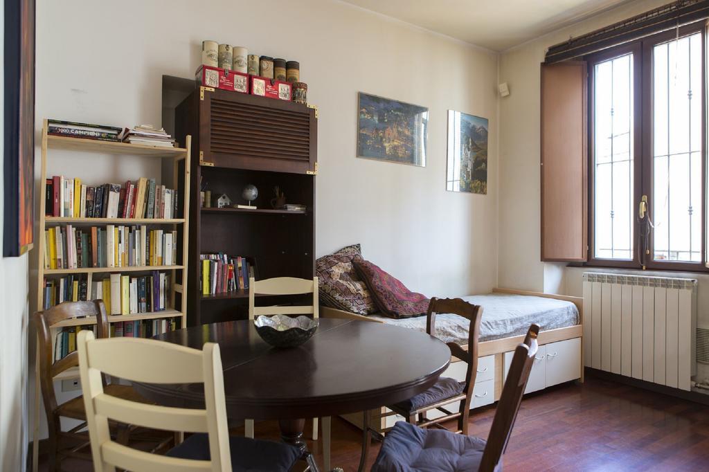 Garibaldi Apartment Milánó Szoba fotó